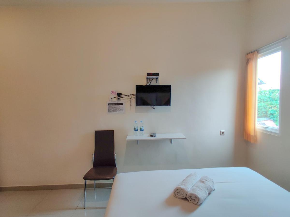 Ayuning Syariah Redpartner Hotel Semarang